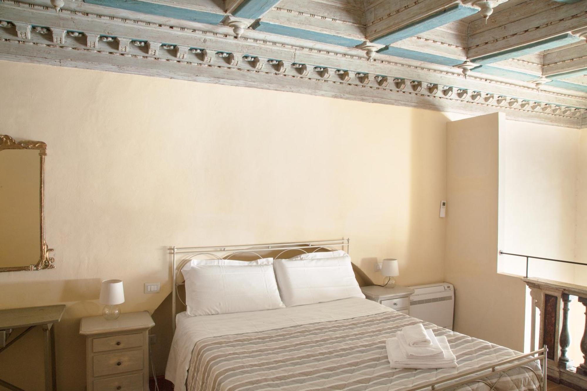 Berardi Palace Apartments ฟลอเรนซ์ ภายนอก รูปภาพ