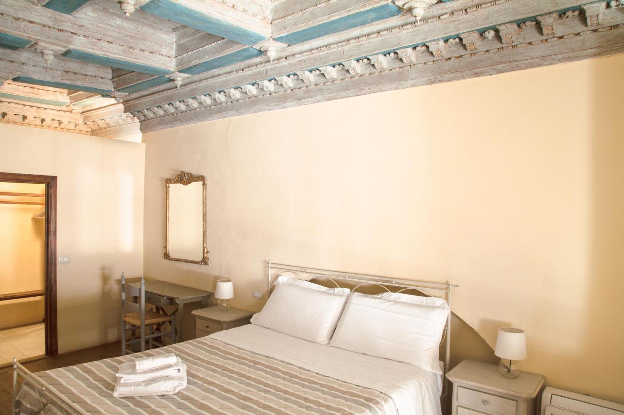 Berardi Palace Apartments ฟลอเรนซ์ ภายนอก รูปภาพ